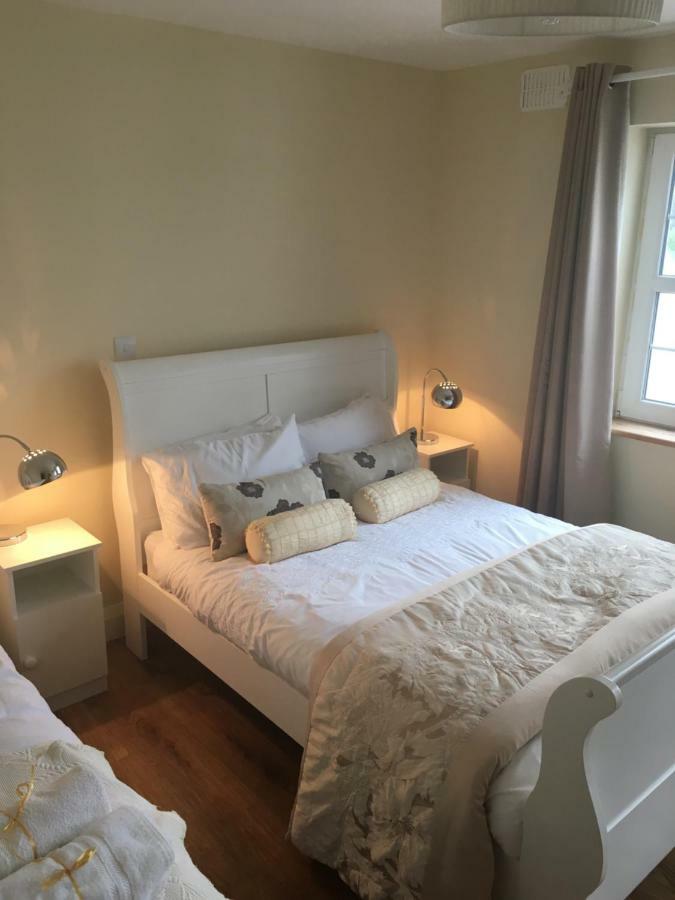 Drumhouse Guesthouse Knock  Ngoại thất bức ảnh
